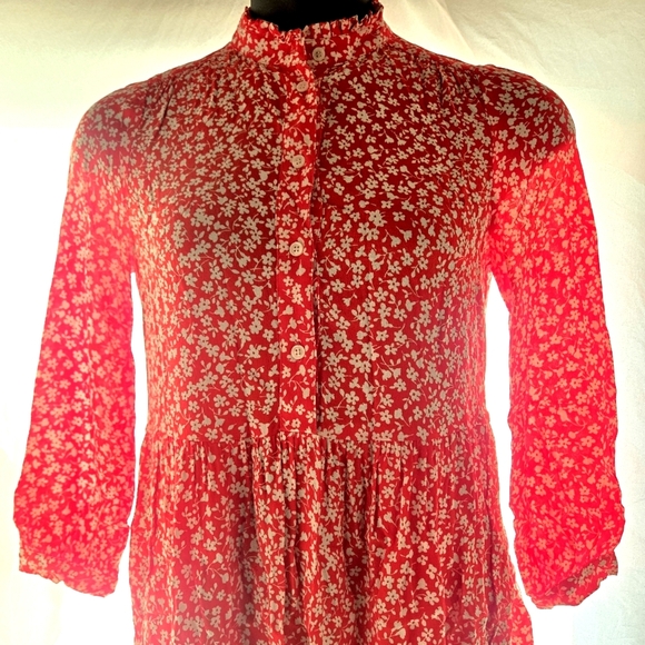 Red & White Dress EUC - Picture 6 of 13